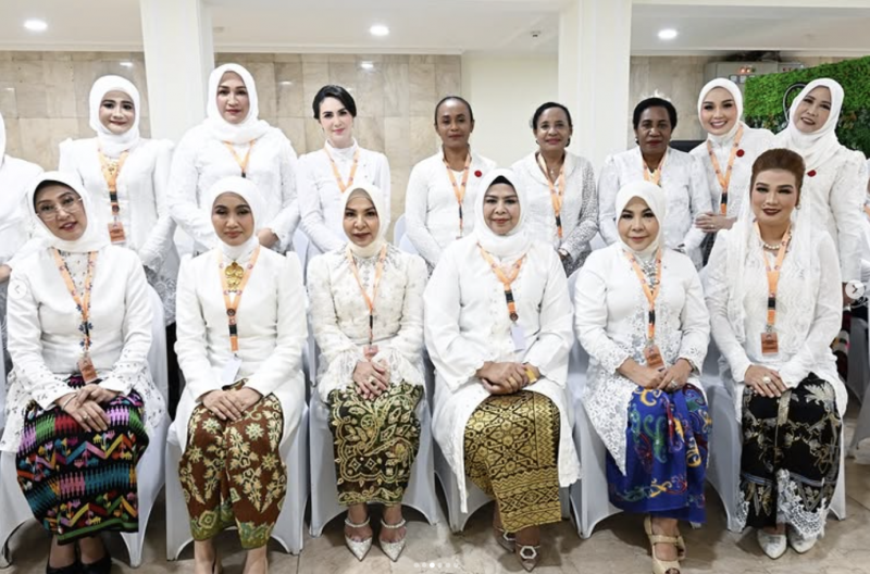 Pelantikan 34 Ketua Dekranasda Provinsi masa bakti 2025-2030